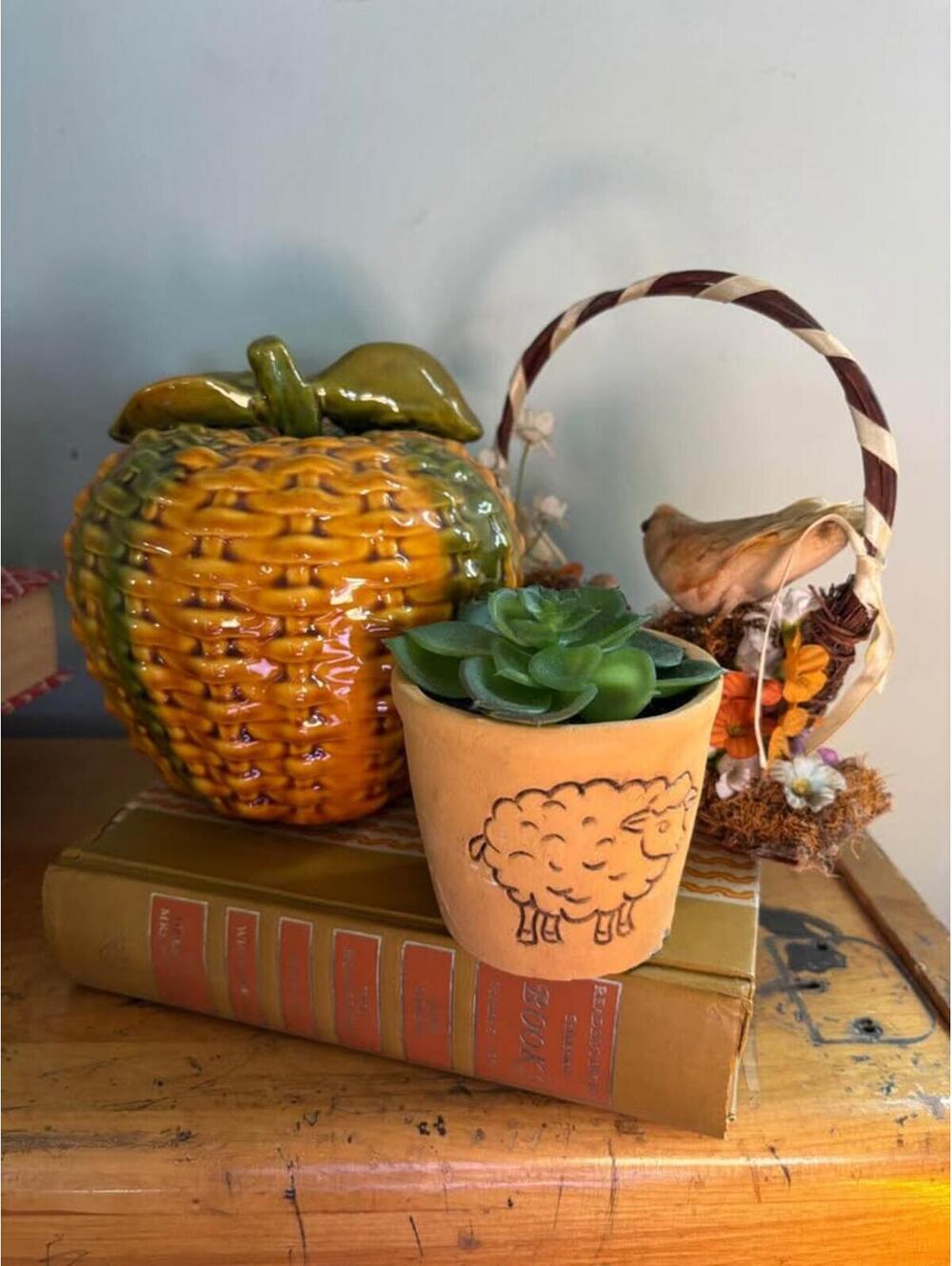 Cute Ceramic Fruit Jar & Decor Bundle with book riser